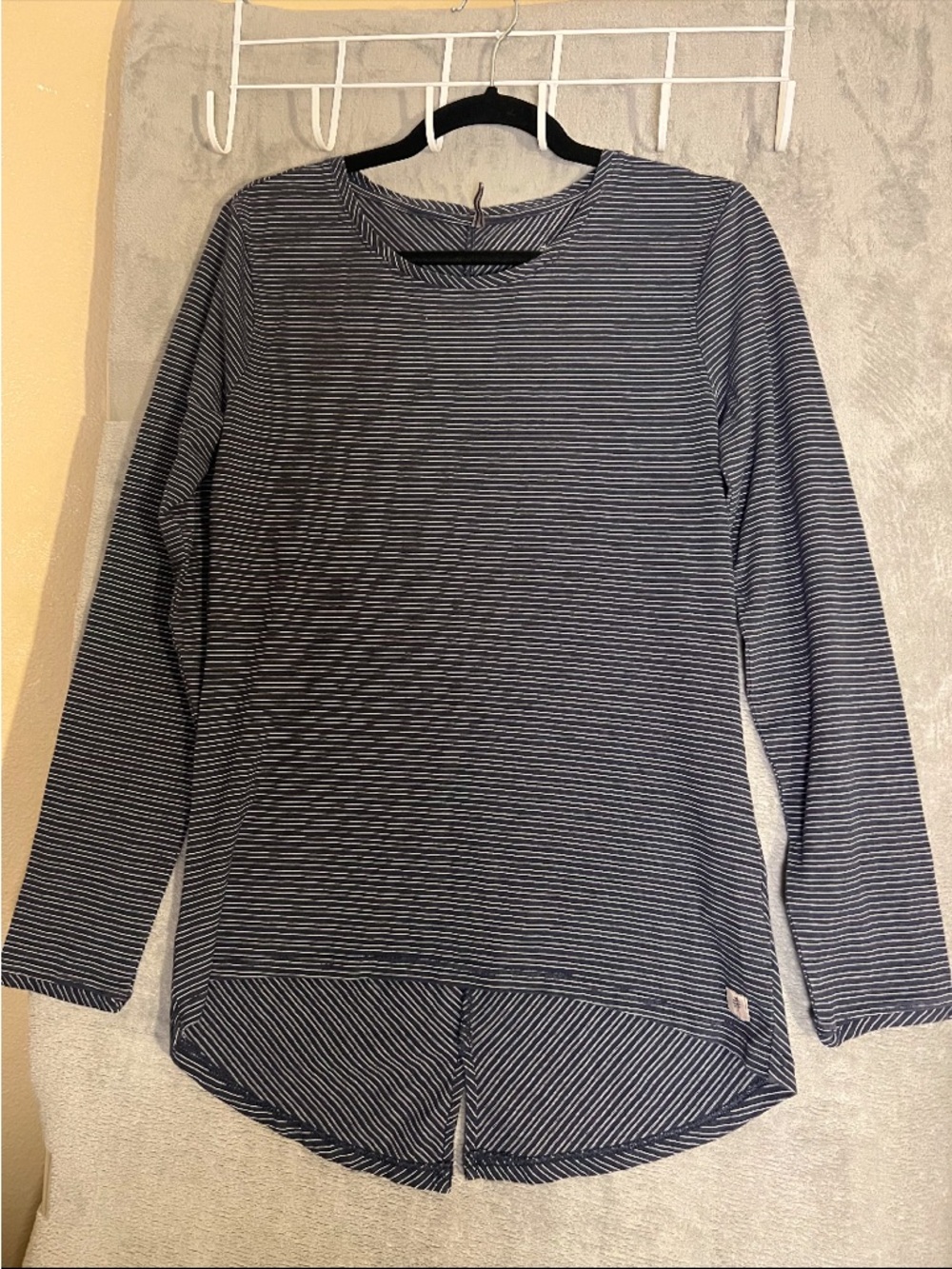 Royalβ Robbins Striped Long Sleeve Top Size S Blue White Hi Low Hem normcore